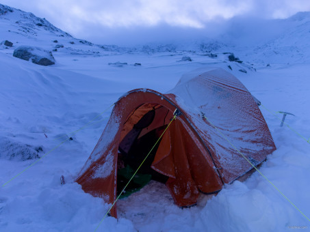 Bivouac hivernal sous tente