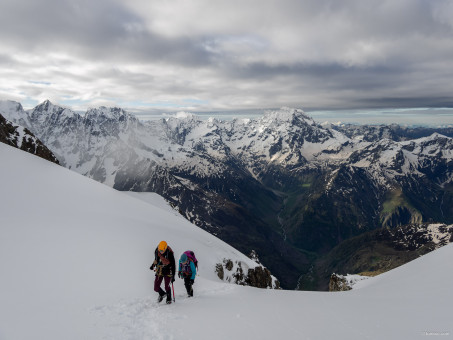 Arrivée sur le plateau en direction des Rouies