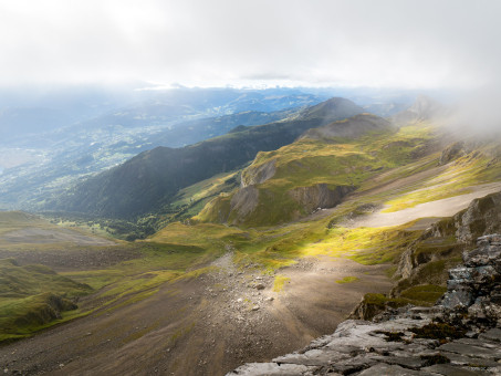 Trouée dans les nuages depuis l'arête de la Pointe des Verts