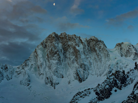 La face norde des Grandes Jorasses
