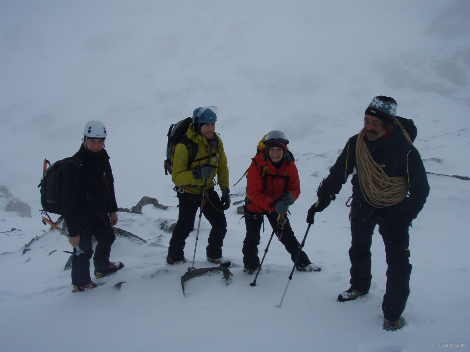 montée commune de toutes les cordées vers Comb Gully et Comb Gully Butress 1