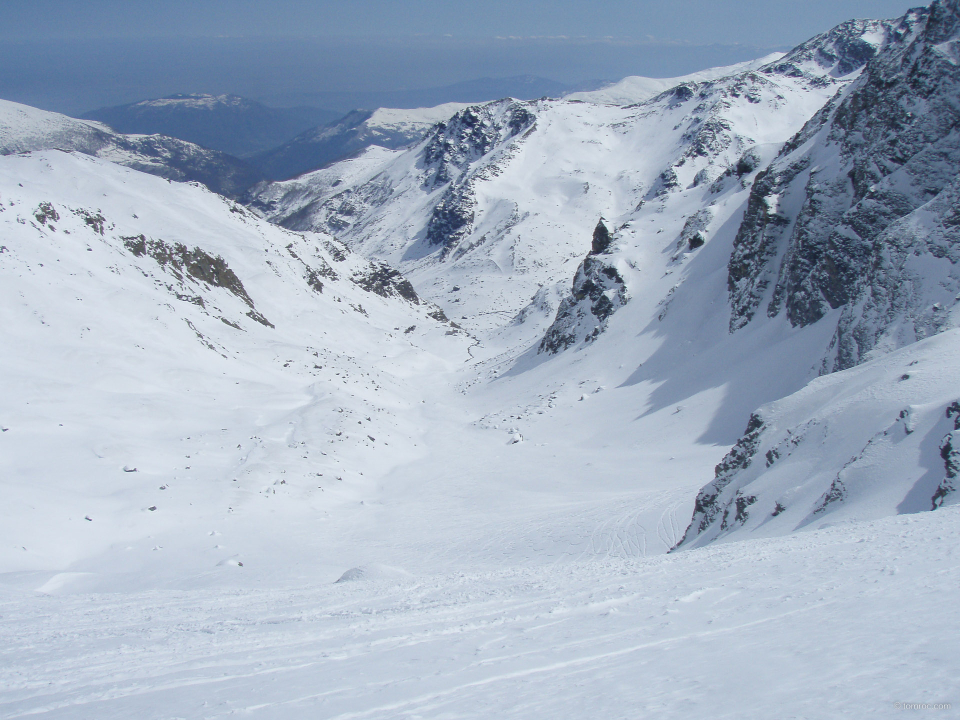 longue redescente vers le refuge a Pian Mezina