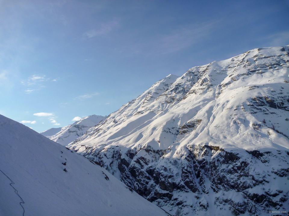 Face opposée du Vallon du Fournel.