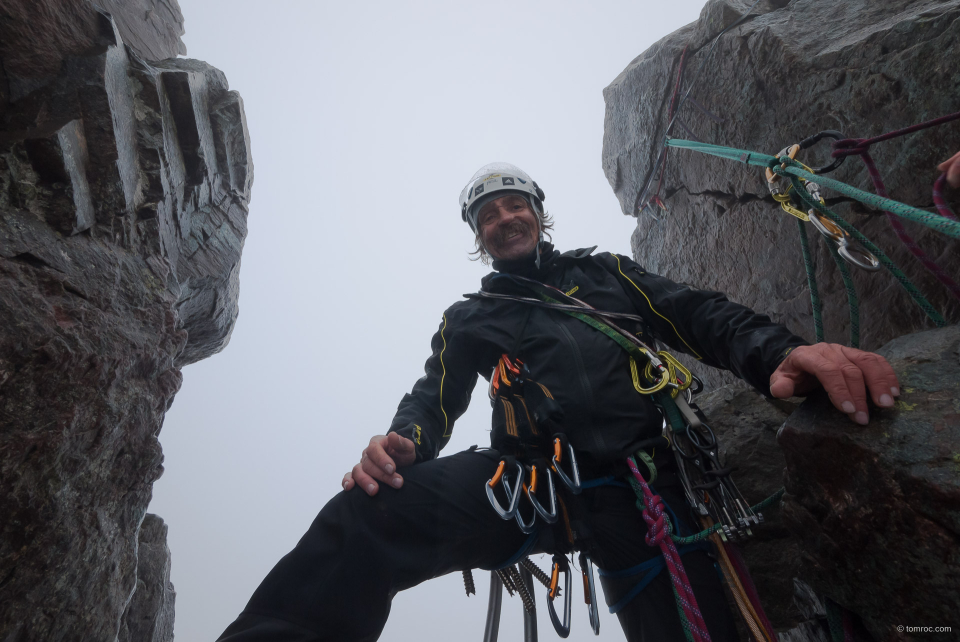 Paulo au passage du Gap de Tower Ridge, sec comme jamais.