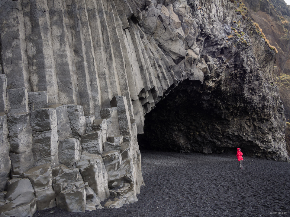 Orgues basaltiques sur la plage de Vik