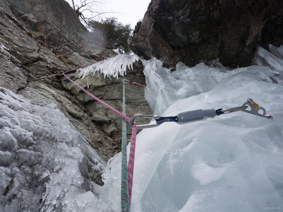 Passage mixte (et humide) de Lillaz Gully, Cogne