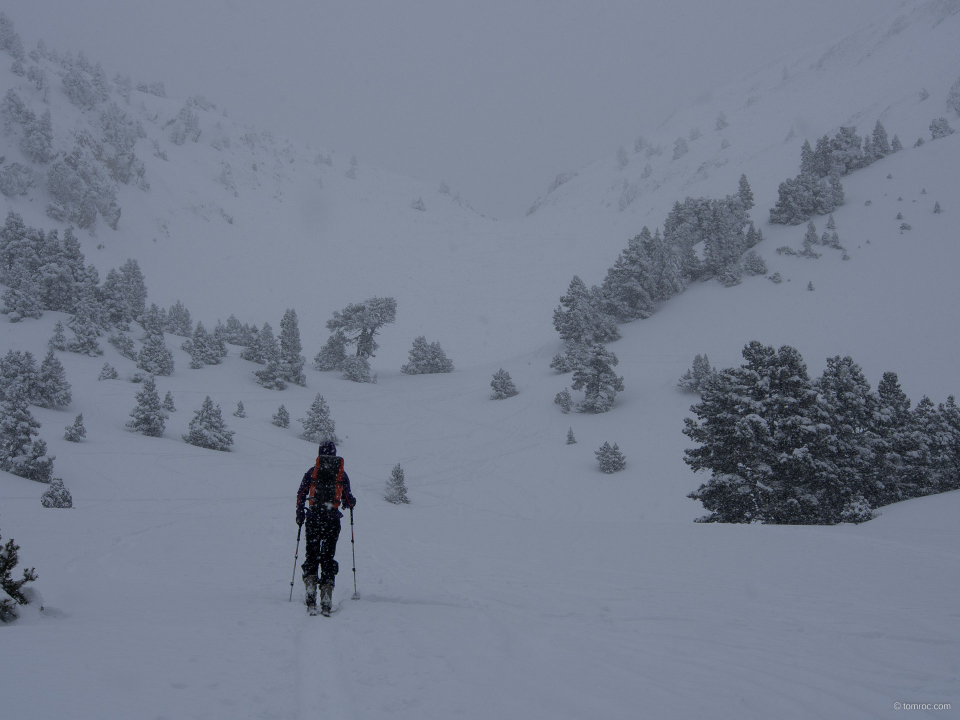 Remontée au Pas de la Ville depuis le plateau du Vercors