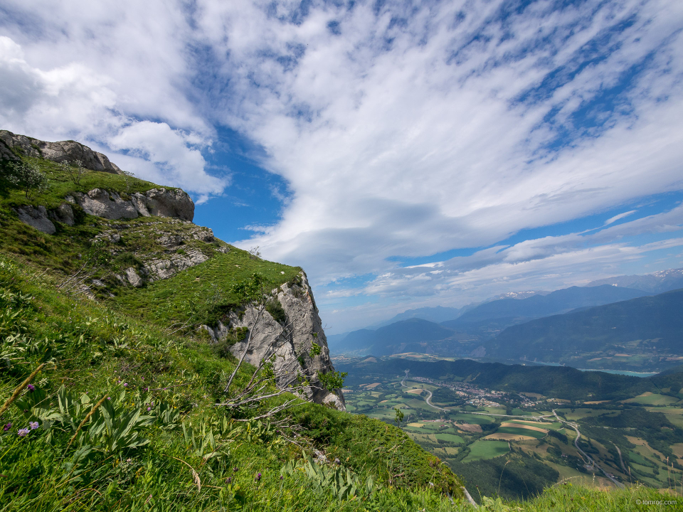 Dans les vires au dessus de la gorge