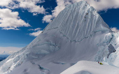 Alpamayo (5947m)