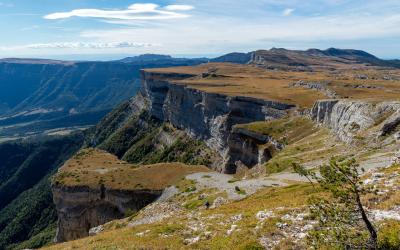 Randonnées dans le Vercors avec bébé sur le dos